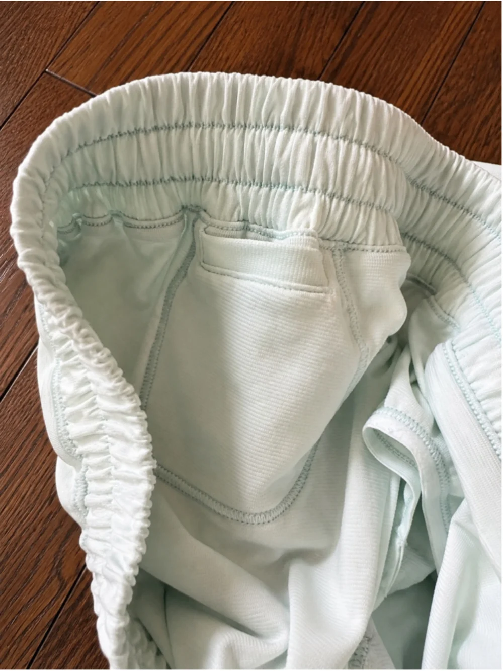 Women's Lululemon Athletic Shorts Size 4 Light Green